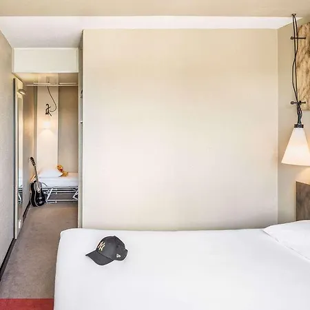 Ibis Lyon Villefranche Sur Saone Hotel